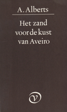Het zand voor de kust van Aveiro by A.…