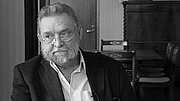 Kirjailijan kuva. 