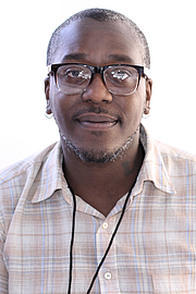 Kirjailijan kuva. Author Brontez Purnell at the 2018 Texas Book Festival in Austin, Texas, United States. By Larry D. Moore - Own work, CC BY-SA 4.0, <a href="https://commons.wikimedia.org/w/index.php?curid=74022518" rel="nofollow" target="_top">https://commons.wikimedia.org/w/index.php?curid=74022518</a>