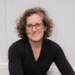 Author photo of Loree Griffin Burns
