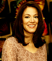 Author photo. Jennifer Chiaverini credit Steven Garfinkel