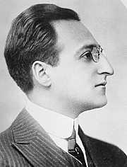 Author photo. English: American writer, poet, literary critic, and editor Louis Untermeyer (1885-1977)
