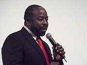Author photo. Les Brown speaking in July 2009 in Atlanta