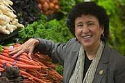 Foto de l'autor. Photo by Peter Menzel