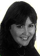 Foto de l'autor. <a href="http://bulbapedia.bulbagarden.net/wiki/Tracey_West" rel="nofollow" target="_top">Bulbapedia</a>