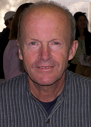 Författarporträtt. Larry D. Moore