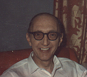 Foto de l'autor. Cordwainer Smith (Paul Myron Anthony Linebarger), 1913-1966, courtesy of his daughter @ <a href="http://www.cordwainer-smith.com/">The Remarkable Science Fiction of Cordwainer Smith</a>