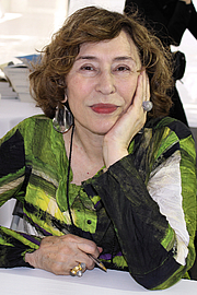 Författarporträtt. Author Azar Nafisi at the 2015 Texas Book Festival. By Larry D. Moore, CC BY-SA 4.0, <a href="https://commons.wikimedia.org/w/index.php?curid=44476478" rel="nofollow" target="_top">https://commons.wikimedia.org/w/index.php?curid=44476478</a>