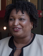 Foto de l'autor. Stacey Abrams in May 2018 / Photo from YouTube video by The Circus