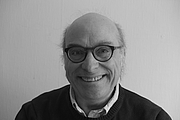 Foto de l'autor. Philip Wilkinson, non-fiction author