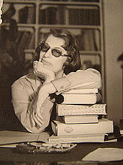 Kirjailijan kuva. 