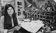 Foto de l'autor. In her studio in 1983.