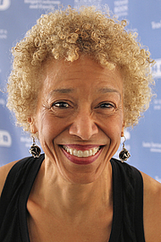 Foto de l'autor. Margo Jefferson at the 2015 Texas Book Festival. By Larry D. Moore, CC BY-SA 4.0, <a href="https://commons.wikimedia.org/w/index.php?curid=44459448" rel="nofollow" target="_top">https://commons.wikimedia.org/w/index.php?curid=44459448</a>