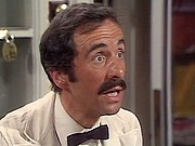 Autoren-Bild. Andrew Sachs as Manuel in 'Fawlty Towers' (BBC, 1975).