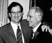 Forfatter foto. Garry Trudeau in 1995, with his father Francis B. Trudeau, Jr. (founder of the <a href="http://www.trudeauinstitute.org/">Trudeau Institute</a>, an independent, not-for-profit biomedical research center) (courtesy of Garry Trudeau and the Institute)