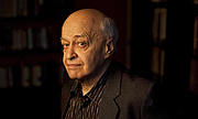 Kirjailijan kuva. Photograph: Antonio Olmos