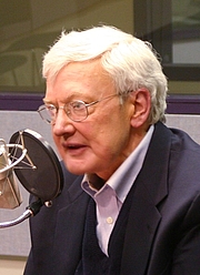 Forfatter foto. By Sound Opinions - Flickr: Roger Ebert, CC BY-SA 2.0, <a href="https://commons.wikimedia.org/w/index.php?curid=73327672" rel="nofollow" target="_top">https://commons.wikimedia.org/w/index.php?curid=73327672</a>