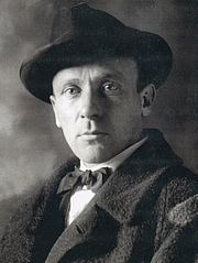 Photo de l'auteur(-trice). Mikhail Bulgakov (1928)