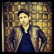 Kirjailijan kuva. Photo of author and musician Josh Malerman.