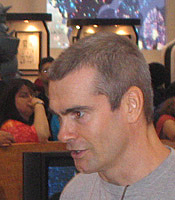Foto de l'autor. San Diego Comic Con 2006<br>Copyright © 2006 <a href="http://ronhogan.tumblr.com">Ron Hogan</a>