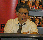 Foto de l'autor. Credit: David Shankbone, 2006, New York City