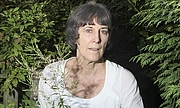Forfatter foto. Pauline Melville (Photograph: Eamonn McCabe)