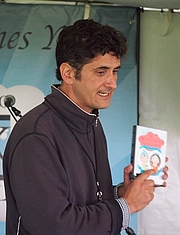 Author photo. reading at the Gaithersburg Book Festival By Slowking4 - Own work, GFDL 1.2, <a href="//commons.wikimedia.org/w/index.php?curid=48948362" rel="nofollow" target="_top">https://commons.wikimedia.org/w/index.php?curid=48948362</a>
