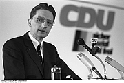 Foto de l'autor. Photo by Reinck. (Deutsches BundesarchivB 145 Bild-F065001-0023)