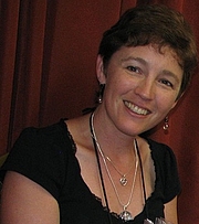 Foto de l'autor. picture of Joey W. HIll from her website Storywitch.com
