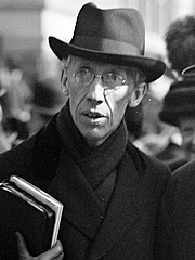 Author photo. Library of Congress Prints and Photographs Division, Harris & Ewing Collection
(REPRODUCTION NUMBER:  LC-DIG-hec-03758)
(cropped)
