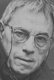 Kirjailijan kuva. 