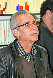 Kirjailijan kuva. Miguel A. Monjas