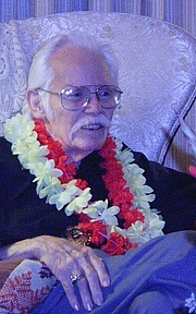 Foto de l'autor. Kelly Freas at his 82nd birthday party by The Epopt
