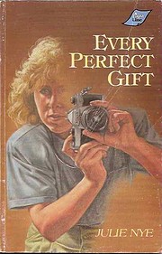 Every perfect gift av Julie Nye