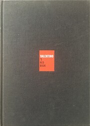 Valentino's red book por Stoppini Luca…