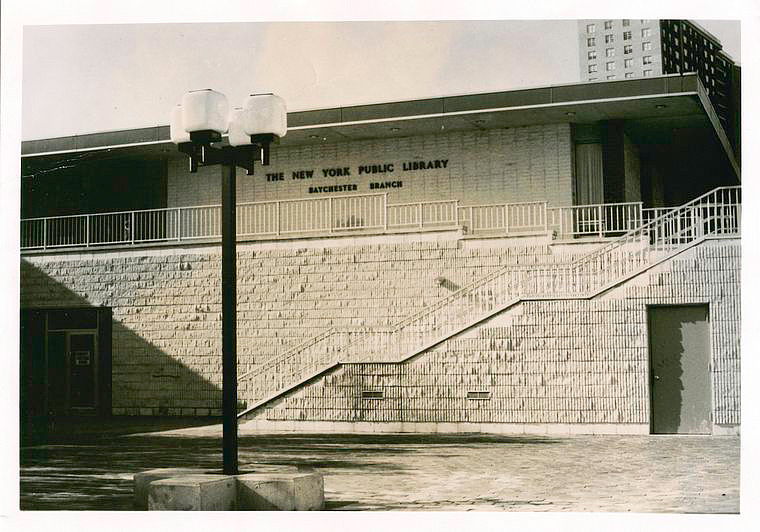 new york public library baychester branch