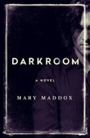 Darkroom af Mary Maddox